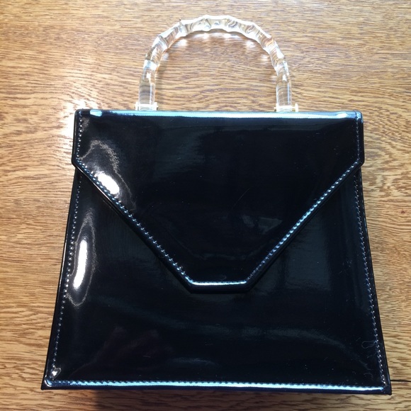 Hasting & Smith Handbags - VTG Black Patent Leather Handbag w Acrylic Handle